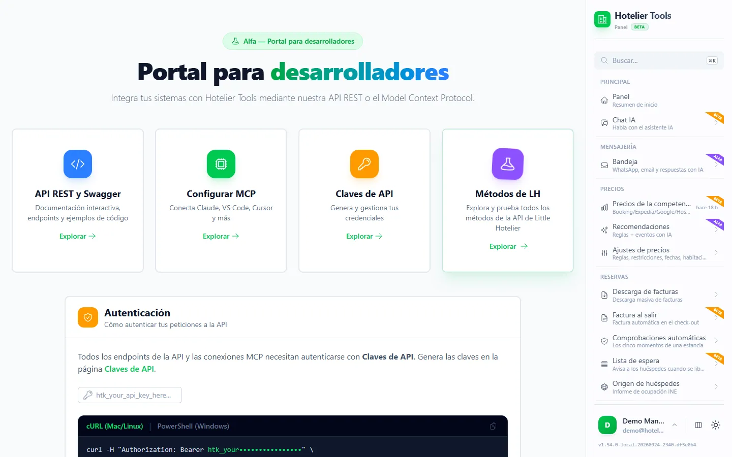 Portal para desarrolladores de Hotelier Tools con tarjetas de API REST y Swagger, Configurar MCP, Claves de API y Métodos de LH, y un cuadro de Autenticación con un ejemplo de cURL que usa una clave de API de ejemplo