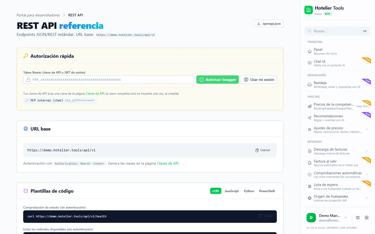 Página de referencia de la REST API en Hotelier Tools con la URL base, la descarga de openapi.json, el cuadro Autorización rápida (campo de token Bearer, Autorizar Swagger, Usar mi sesión) y plantillas de código en cURL, JavaScript, Python y PowerShell